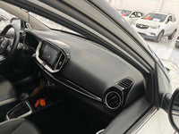 Kia Stonic 2021 Yipao 1.4 CVT Fun Enjoy Sunroof Version - 5