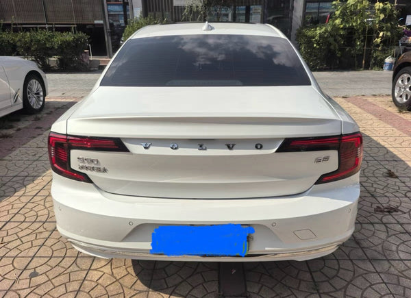 Volvo 2023 S60 48V 2.0T B4 Intelligent Escape Luxury Edition