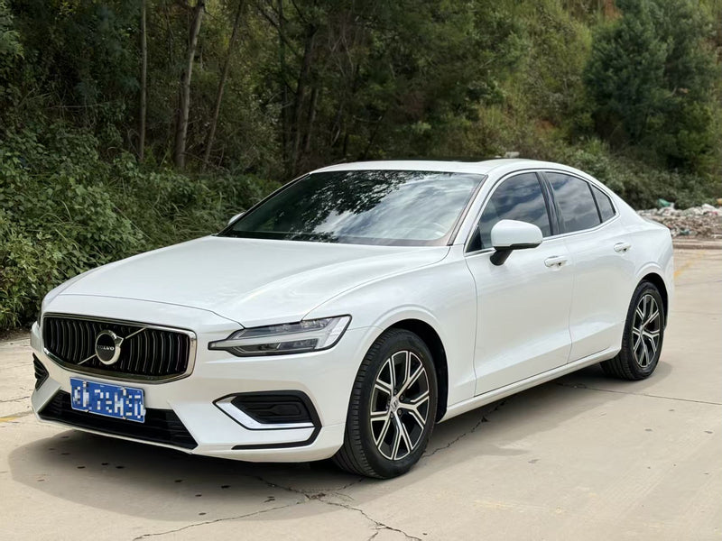 Volvo 2023 S60 48V 2.0T B4 Intelligent Escape Luxury Edition
