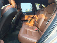 Volvo 2023 XC60 48V 2.0T B5 All-Wheel Drive Intelligent Luxury Edition - 4