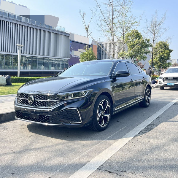 Volkswagen 2025 Passat 2.0 TSI 380 TSI Outstanding Model Starry Sky Dragon Brilliance Edition