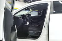 Toyota 2024 Corolla Cross Dual Engine 2.0 CVT Smart Electric Hybrid Pioneer Edition - 4