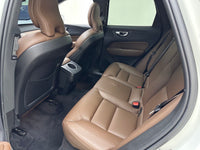 Volvo 2023 XC60 48V 2.0T B5 All-Wheel Drive Zhiyuan Luxury Edition - 3