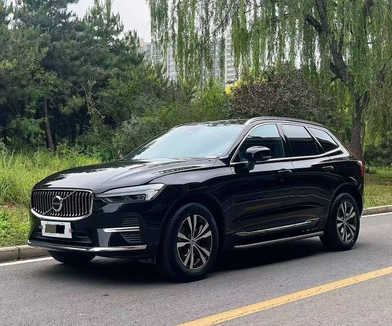 Volvo 2023 XC60 48V 2.0T B5 All-Wheel Drive Intelligent Luxury Edition